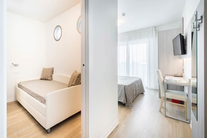 Imagen de la habitación del Hotel Mayer, Bibione. Foto 5