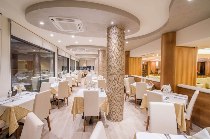 Imagen del bar/restaurante del Hotel Mayer, Bibione. Foto 3