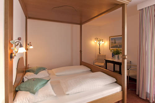 Imagen de la habitación del Hotel Mayer. Foto 8