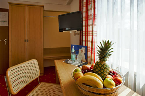 Imagen de la habitación del Hotel Mayer. Foto 9