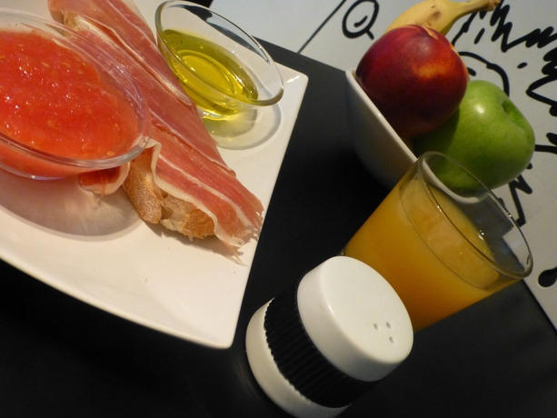 Imagen del bar/restaurante del Hotel Mayerling. Foto 5