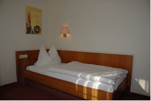 Imagen de la habitación del Hotel Mayers Waldhorn. Foto 15