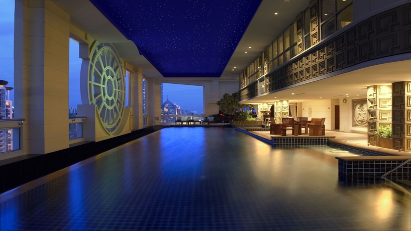 Imagen de la piscina del Hotel Mayfair, Bangkok - Marriott Executive Apartments. Foto 14