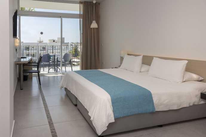 Imagen de la habitación del Hotel Mayfair, Ekso Vrisi. Foto 2