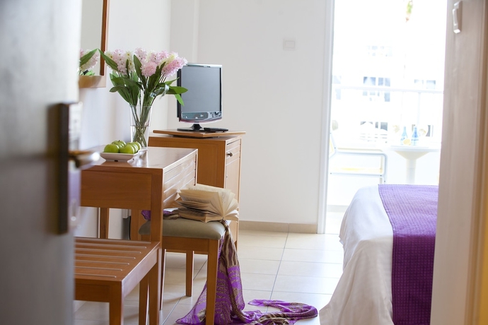 Imagen de la habitación del Hotel Mayfair, Ekso Vrisi. Foto 7