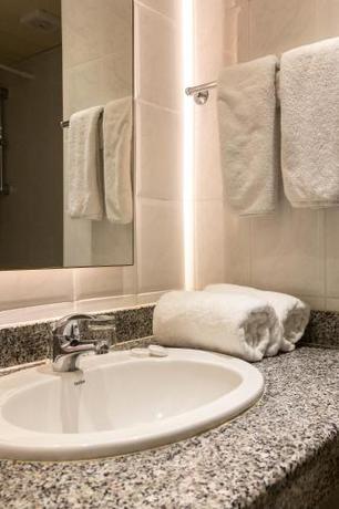 Imagen de la habitación del Hotel Mayfair Gardens. Foto 4