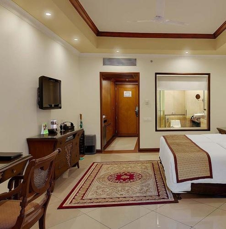 Imagen de la habitación del Hotel Mayfair Lagoon. Foto 8