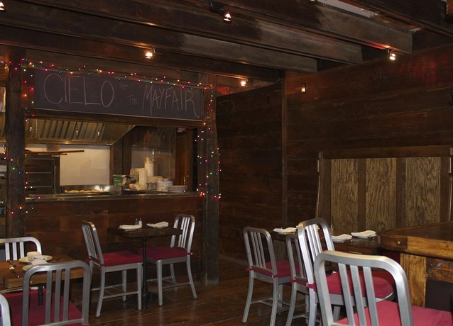 Imagen del bar/restaurante del Hotel Mayfair New York Times Square. Foto 3