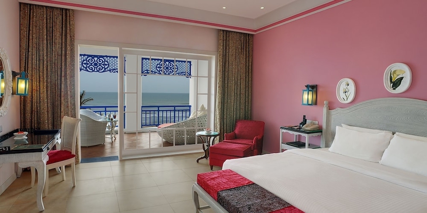 Imagen de la habitación del Hotel Mayfair Palm Beach Resort. Foto 14