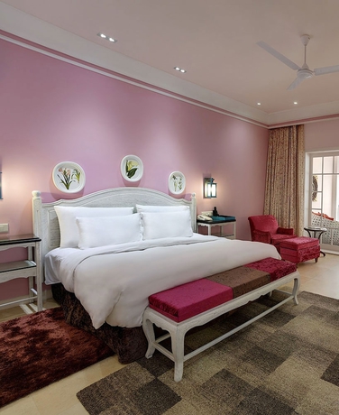 Imagen de la habitación del Hotel Mayfair Palm Beach Resort. Foto 15