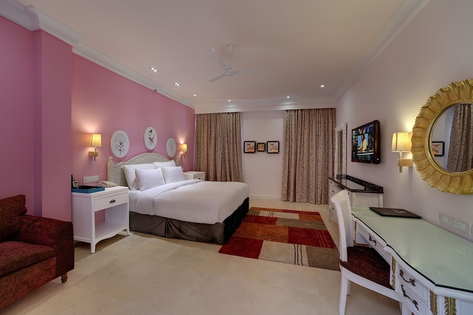 Imagen de la habitación del Hotel Mayfair Palm Beach Resort. Foto 16