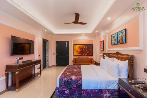 Imagen de la habitación del Hotel Mayfair Spring Valley Resort Guwahati. Foto 13