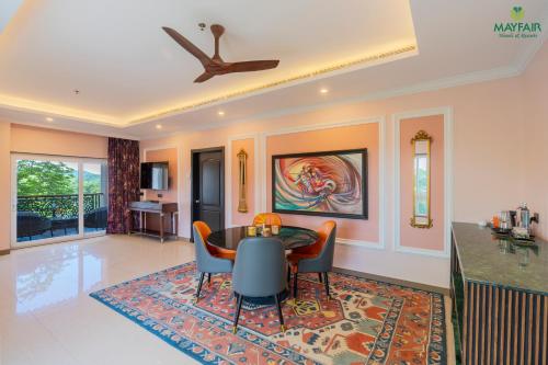 Imagen de la habitación del Hotel Mayfair Spring Valley Resort Guwahati. Foto 14