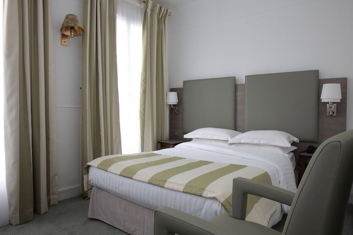 Imagen de la habitación del Hotel Mayflower, Arco del Triunfo-El&iacute;seo. Foto 7