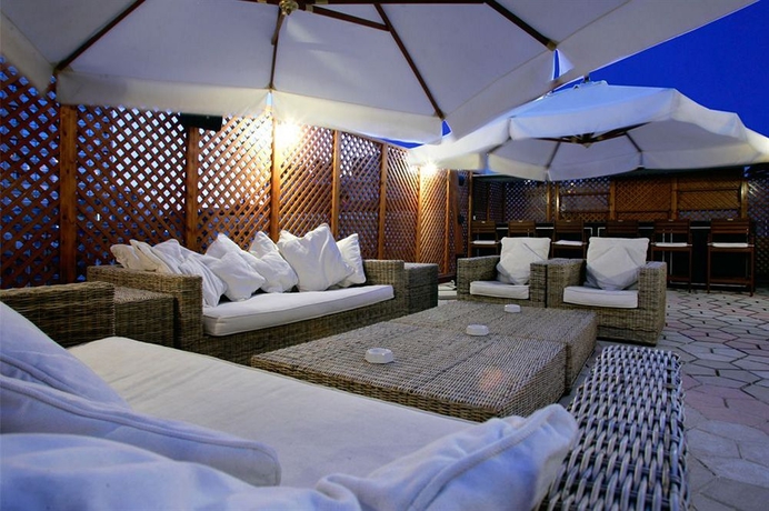 Imagen de los exteriores del Hotel Mayflower, Beirut. Foto 15