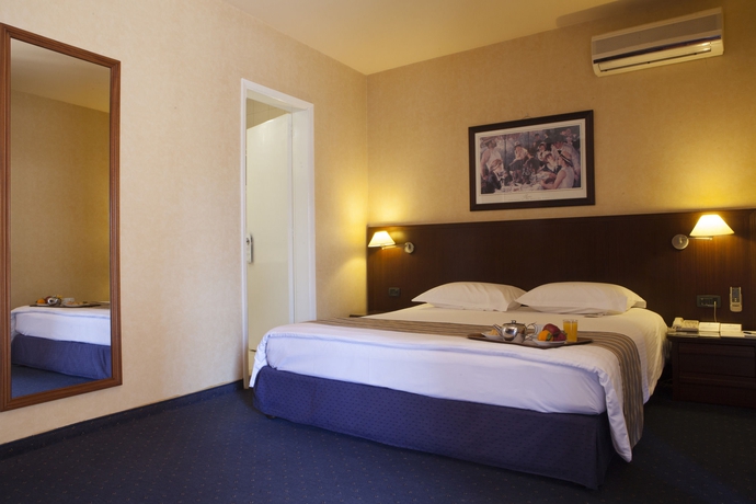 Imagen de la habitación del Hotel Mayflower, Beirut. Foto 8