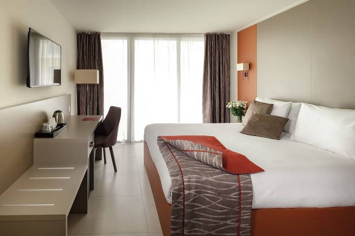 Imagen de la habitación del Hotel Mayflower, St. Pauls Bay. Foto 6