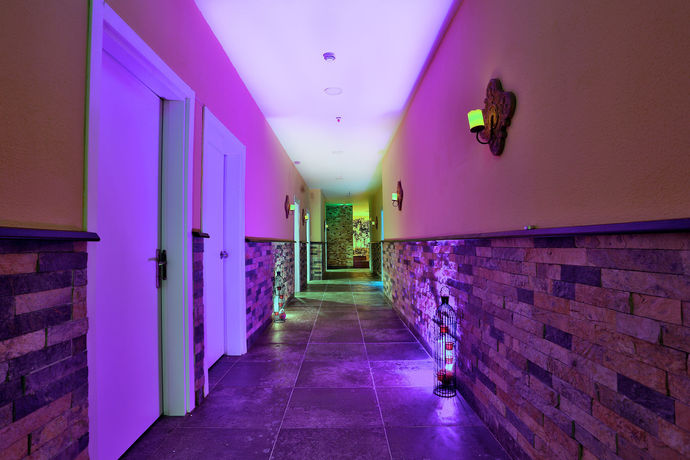 Imagen de los interiores del Hotel Mayi. Foto 8