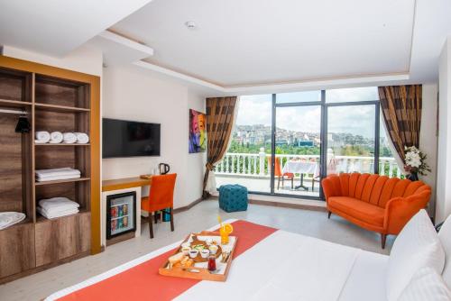 Imagen general del Hotel Mayla Golden Horn. Foto 1
