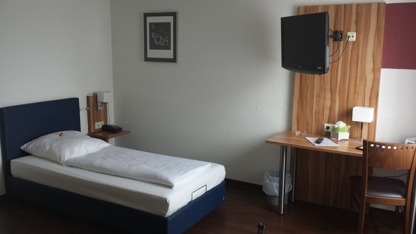 Imagen de la habitación del Hotel Mayn Stuttgart. Foto 2