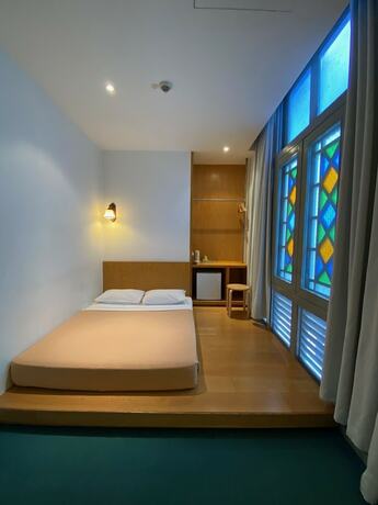 Imagen de la habitación del Hotel Mayo Inn. Foto 3