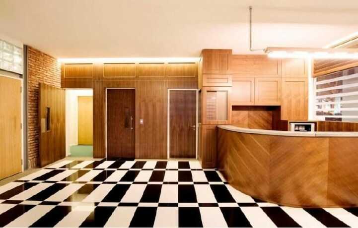Imagen de los interiores del Hotel Mayo Inn. Foto 19