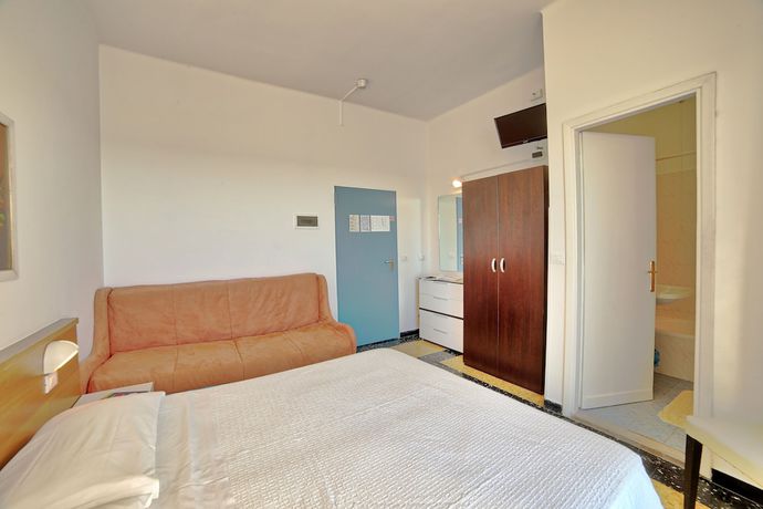 Imagen de la habitación del Hotel Mayola, San Bartolomeo al Mare. Foto 10