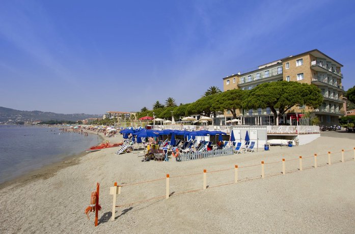 Imagen general del Hotel Mayola, San Bartolomeo al Mare. Foto 1