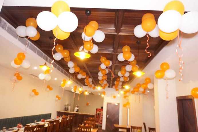 Imagen del bar/restaurante del Hotel Mayra Grand. Foto 2