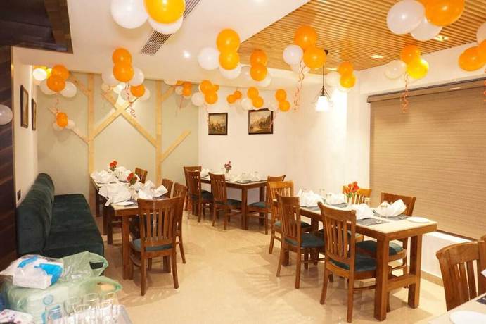 Imagen del bar/restaurante del Hotel Mayra Grand. Foto 4
