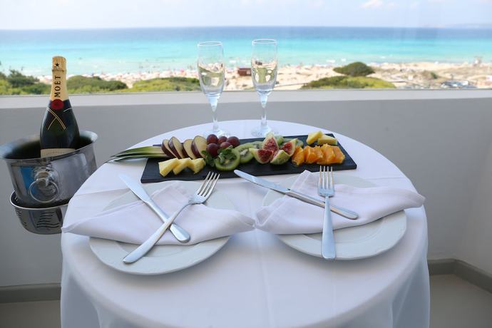 Imagen de la habitación del Hotel Maysi. Foto 8