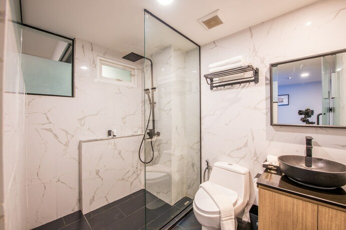 Imagen de la habitación del Hotel Mayson Place. Foto 16