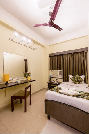 Imagen de la habitación del Hotel Mayur, Guwahati. Foto 7