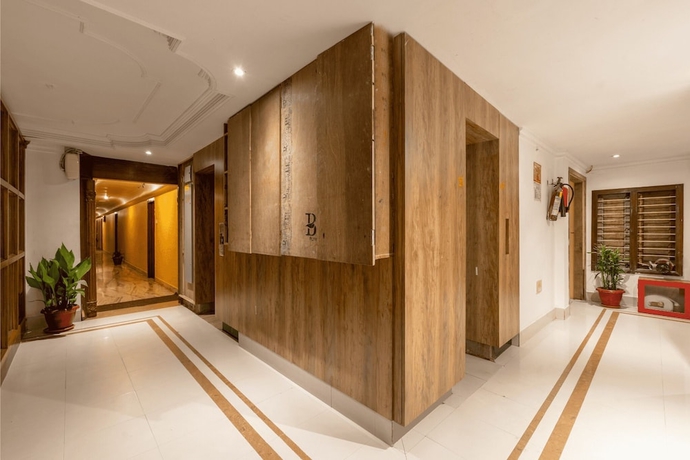 Imagen de los interiores del Hotel Mayur, Guwahati. Foto 12