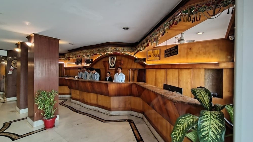 Imagen de los interiores del Hotel Mayur, Guwahati. Foto 16