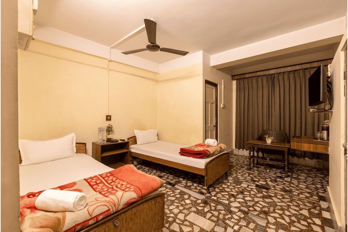 Imagen de la habitación del Hotel Mayur, Guwahati. Foto 10
