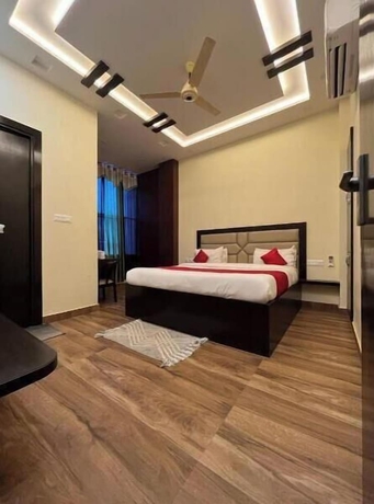 Imagen de la habitación del Hotel Mayur Palace, Agra. Foto 7