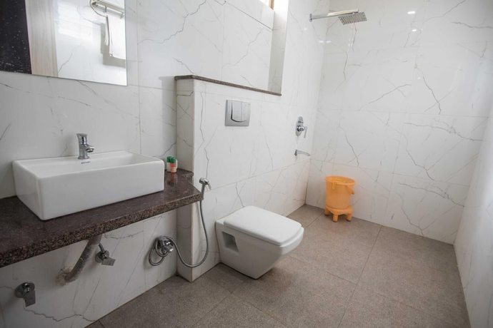 Imagen de la habitación del Hotel Mayur Palace, Danta. Foto 3