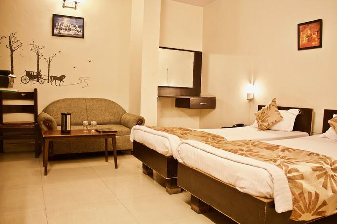 Imagen de la habitación del Hotel Mayur, Patna. Foto 7