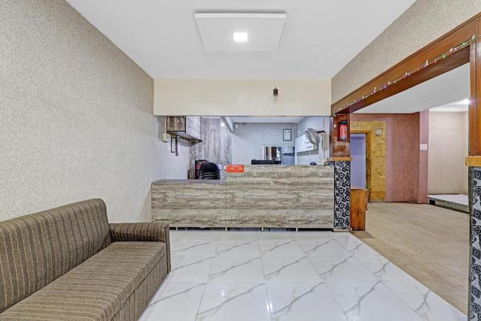 Imagen de los interiores del Hotel Mayura Ankleshwar. Foto 19