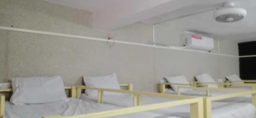 Imagen de la habitación del Hotel Mayura Ankleshwar. Foto 15