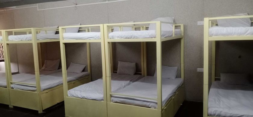 Imagen de la habitación del Hotel Mayura Ankleshwar. Foto 16