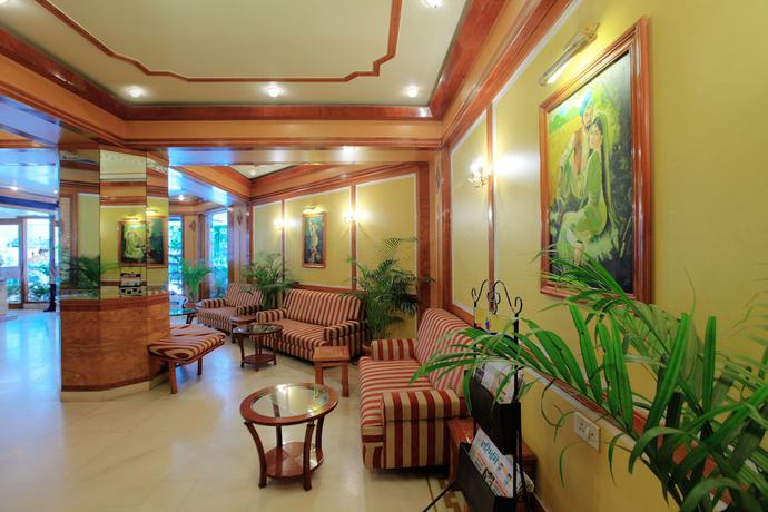 Imagen de los interiores del Hotel Mayura. Foto 17