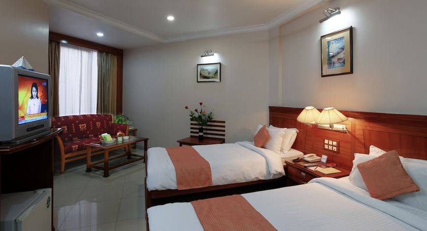 Imagen de la habitación del Hotel Mayura. Foto 15