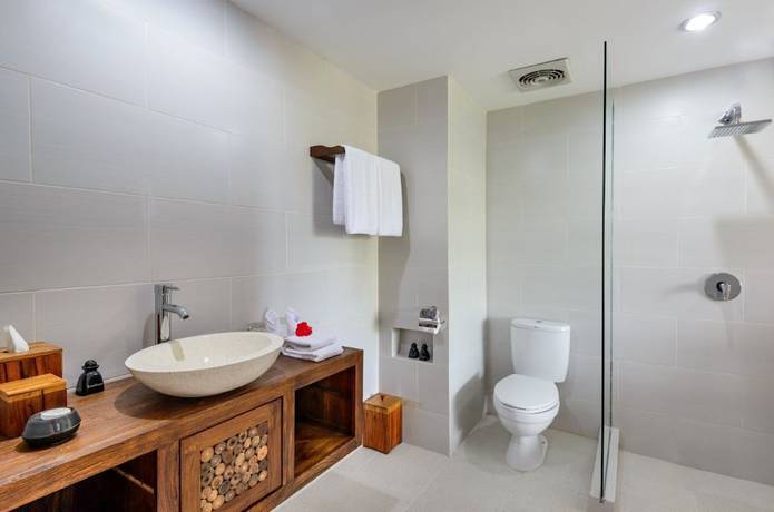 Imagen de la habitación del Hotel Mayura Ubud Retreat. Foto 9