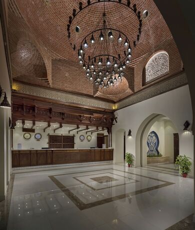 Imagen del bar/restaurante del Hotel Mazar Resort And Spa. Foto 11