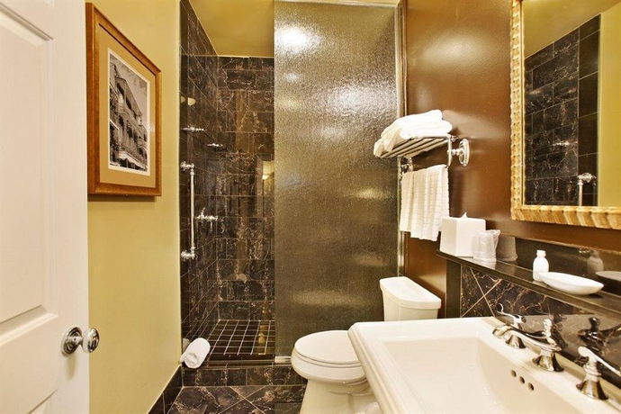 Imagen de la habitación del Hotel Mazarin. Foto 7