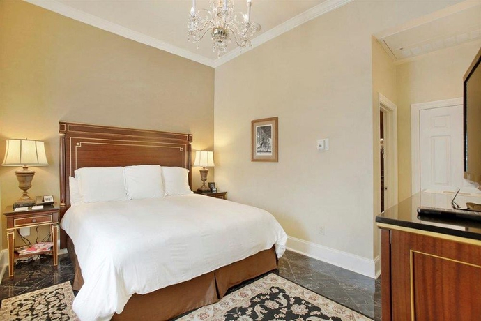 Imagen de la habitación del Hotel Mazarin. Foto 9