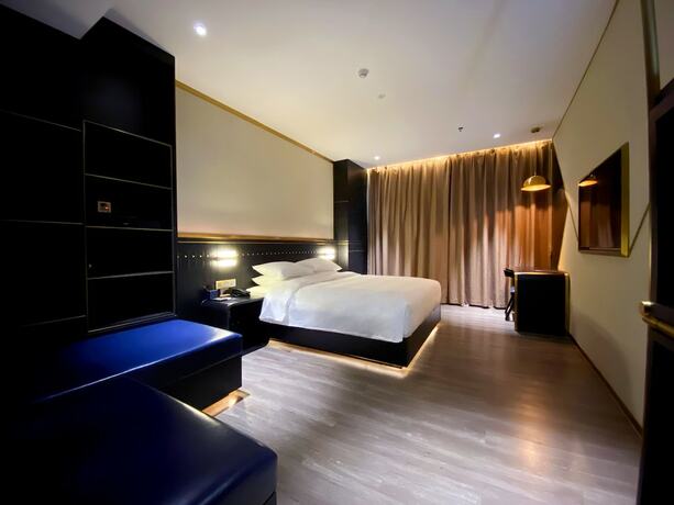 Imagen general del Hotel Maze. Foto 8