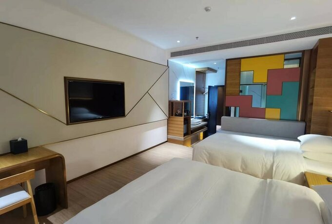 Imagen general del Hotel Maze. Foto 14